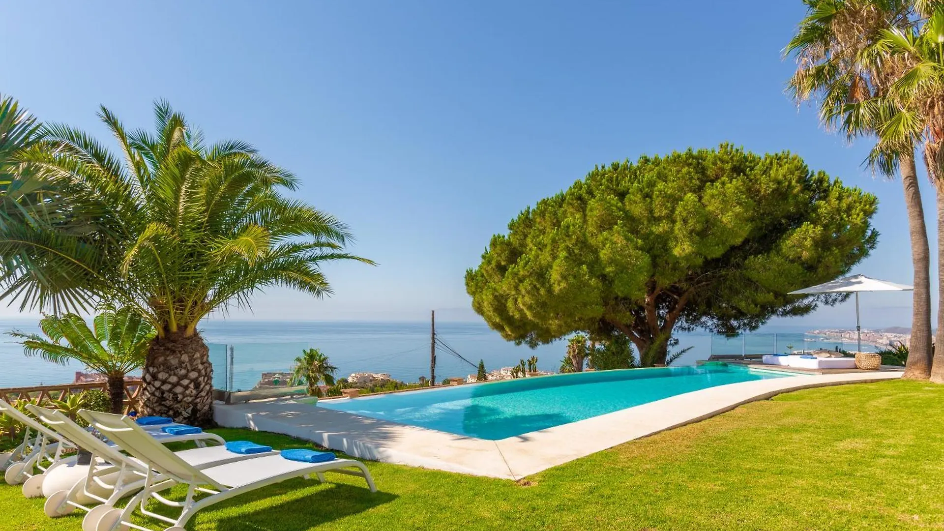 Lxr Villa With Breathtaking Views To The Mediterranean 4 Hab Torremuelle